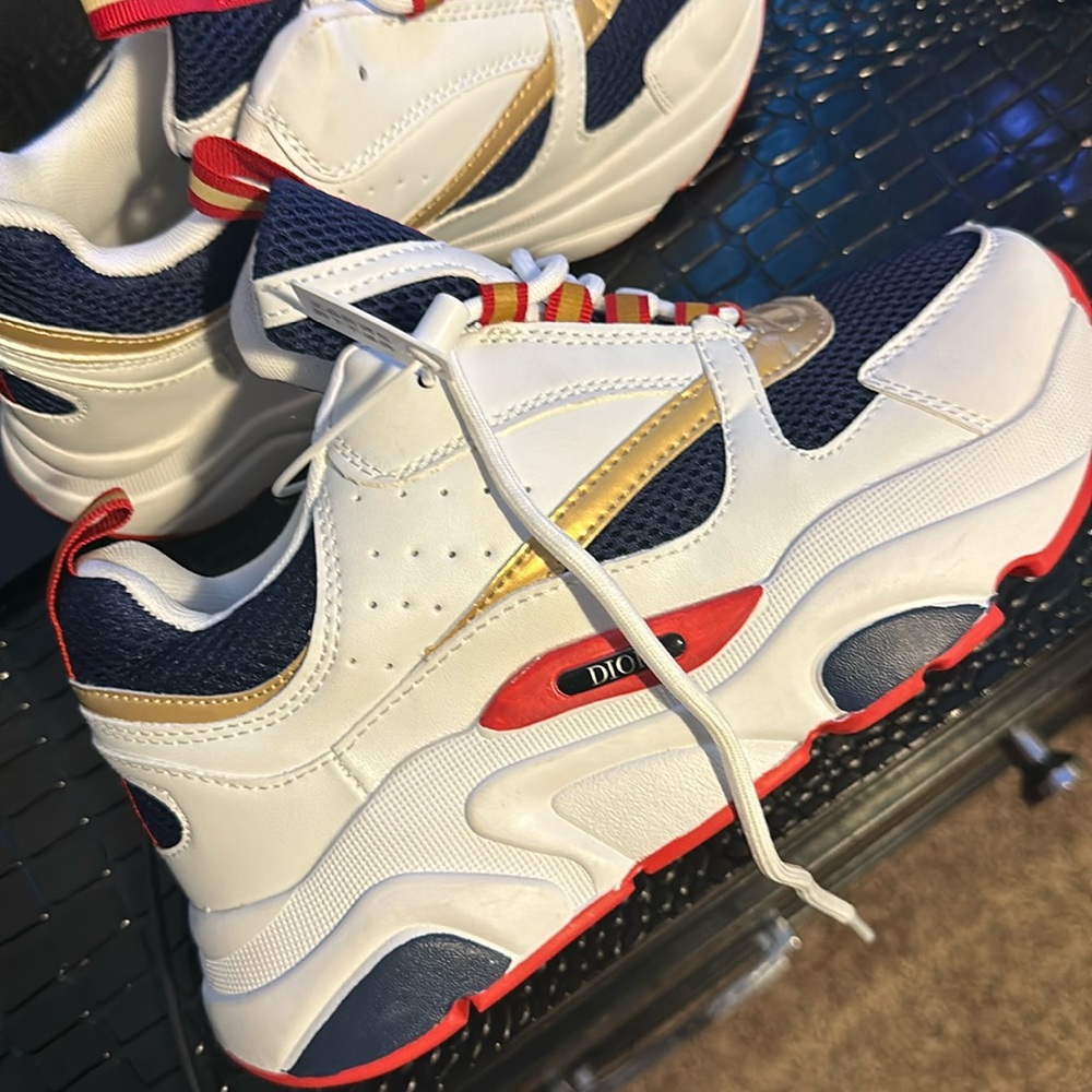 Sneaker